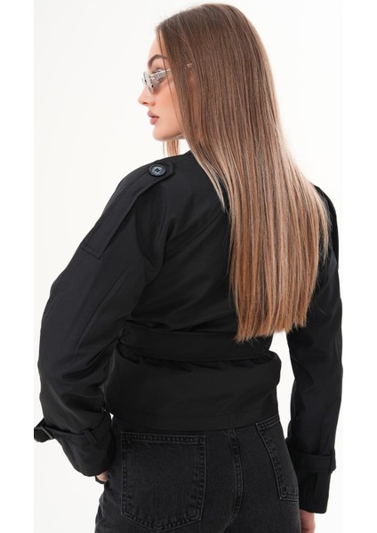 Kuşaklı Astarlı Kısa Trençkot Siyah fırsatları