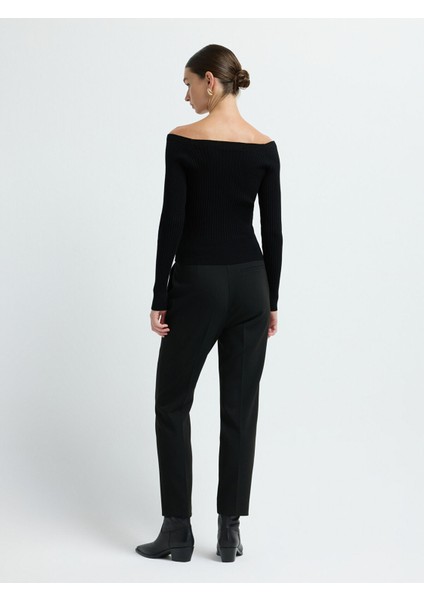 Yakası Açık Triko Kazak Siyah 13942993002 indirimleri