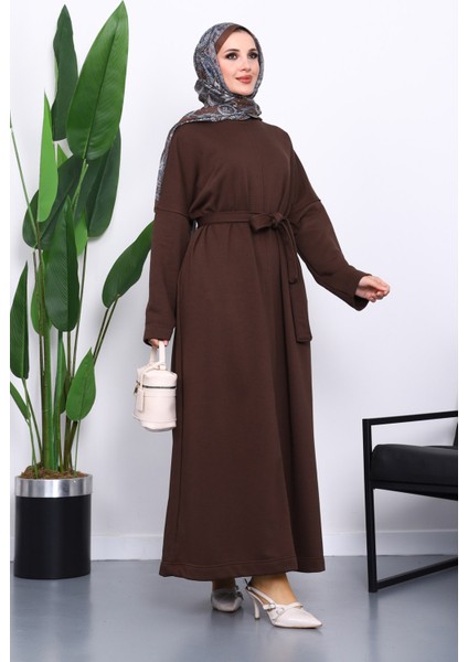 Kahverengi Kuşaklı Üç İplik Elbise fiyatları