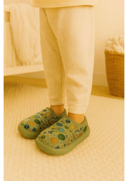 Peluş Içi Yünlü Kışlık Panduf Yeşil Gezegen Desenli Çocuk Ev Terliği