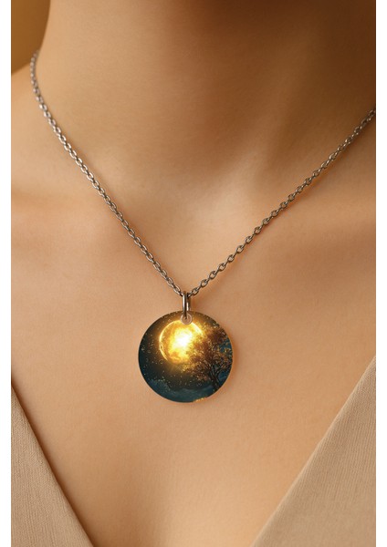 Şeffaf Sert Akrilik Kolye Ucu ve Üzeri Zincirli Desenli Kolye Dolunay3