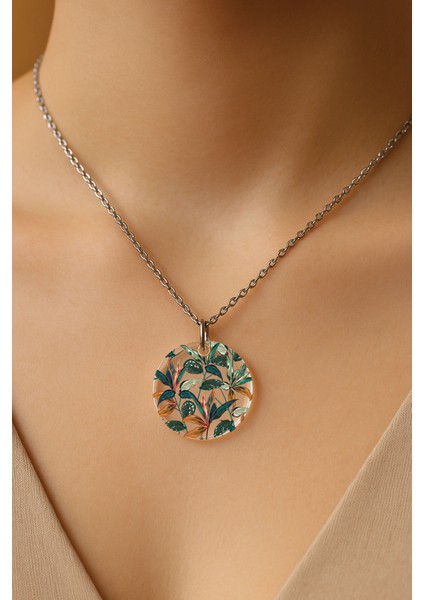 Şeffaf Sert Akrilik Kolye Ucu ve Üzeri Zincirli Desenli Kolye Retro Bahçe