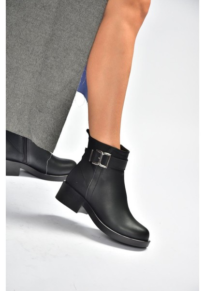 V674121109 Siyah Alçak Topuklu Kadın Bot