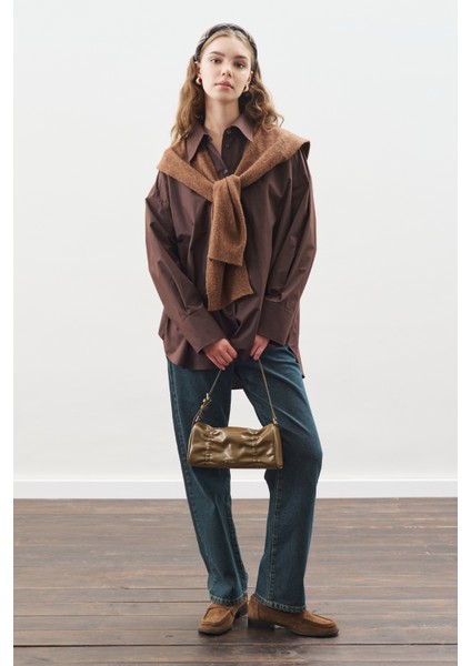 Tasarım Detaylı Oversıze Gömlek Acı Kahve