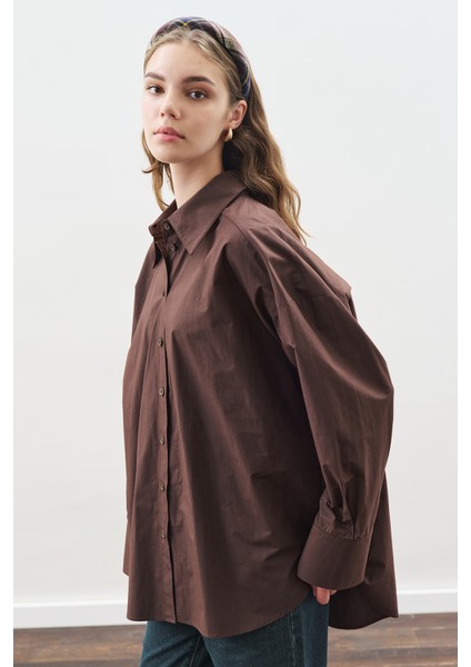 Tasarım Detaylı Oversıze Gömlek Acı Kahve modelleri