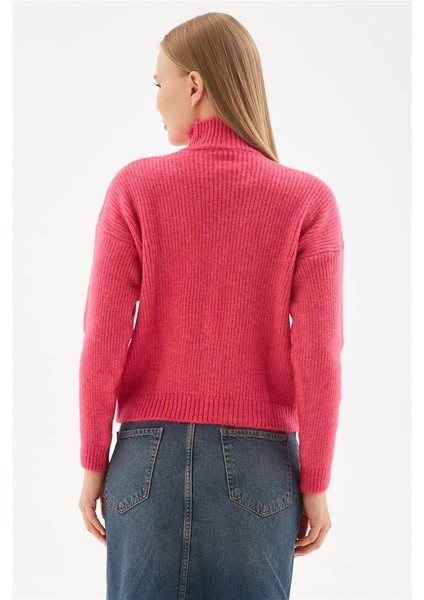 Dik Yaka Kazak Fuşya