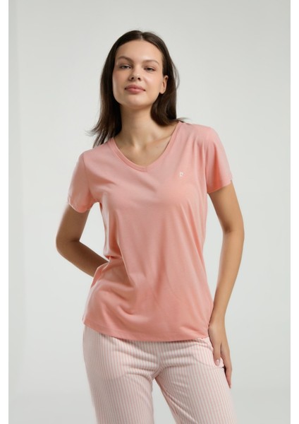 Kadın Süprem Kumaş Kısa Kollu V Yaka Pijama Takımı modelleri