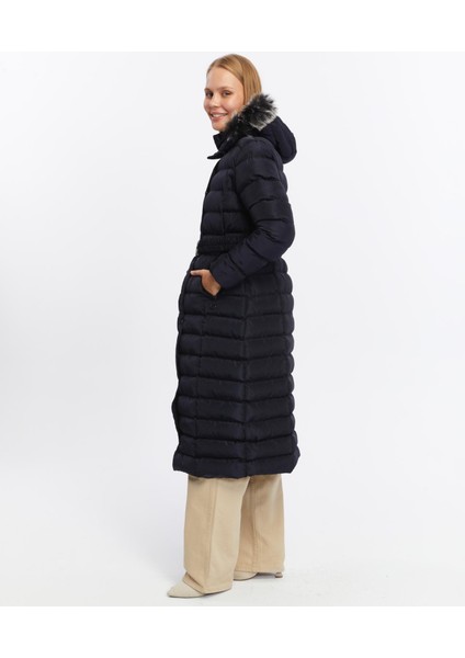 Kadın Yeni Sezon Memori Kumaş Kemerli Kapşonlu Su Geçirmez Şişme Mont fırsatları