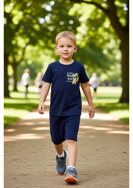 Erkek Çocuk Pamuklu Bisiklet Yaka Kısa Kollu T Shirt ve Şort Takımı Kaliteli Şık Rahat