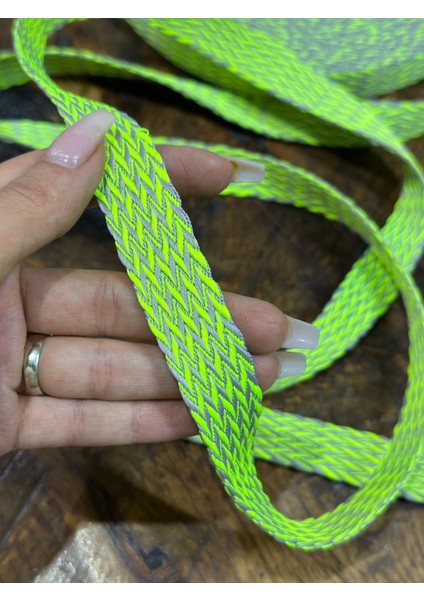 En 2 cm Triko Desenli Şerit Dikiş Giyim Aksesuarı 1 Metre modelleri