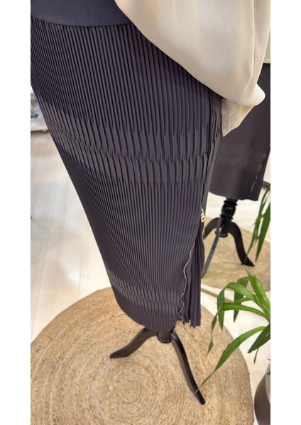 Piliseli Yandan Fermuarlı Etek Antrasit 37921 modelleri