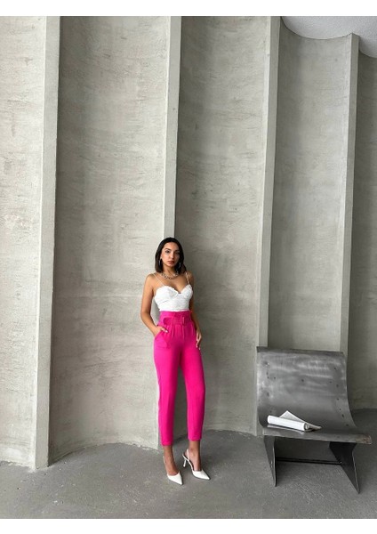 Kemerli Havuç Pantolon indirimleri