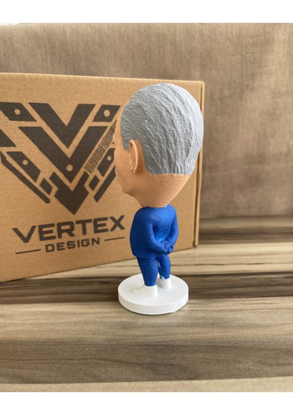 Fatih Terim Futbolcu Taraftar Biblo Figür 15CM Erkek Gẩlẩtẩsẩrẩy Hediyelik Oyuncak Sarı Kırmızı Aslan modelleri