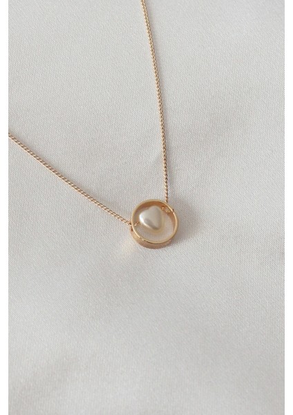 Bfs Gold Renk Minimal Kalp Figür Kadın Kolye fiyatları