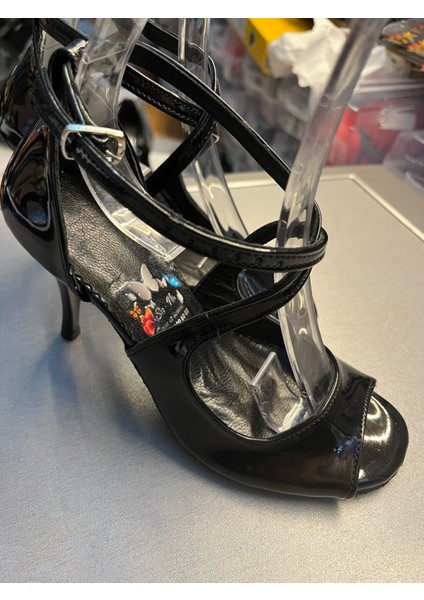 Simsiyah Rugan Yandan Çiftbağlı Model 8,5 cm 13 Pont Tango, Dans ve Abiye Ayakkabısı fırsatları