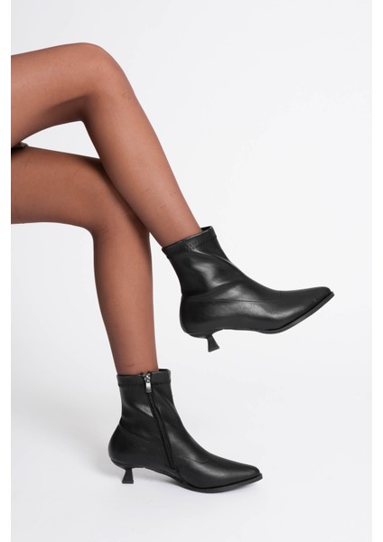 Anaira Kadın Siyah Topuklu Bot