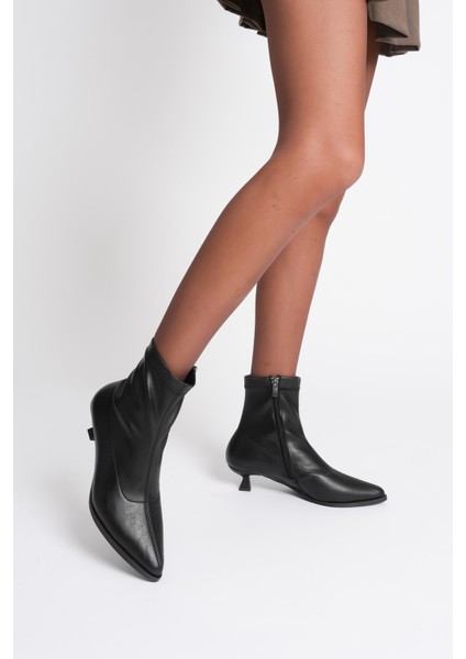 Anaira Kadın Siyah Topuklu Bot fırsatları