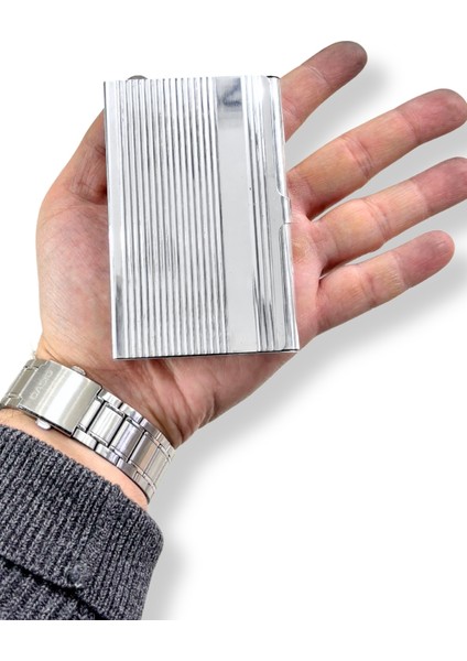 Çizgi Kabartma Desenli Gümüş Sigara Tabakası