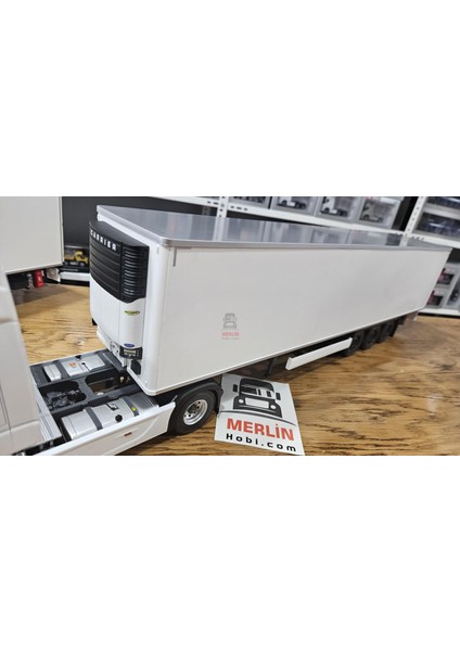1/24 Mercedes-Benz Actros L 1853 + Soğutuculu Frigo Dorseli - Beyaz Renk Solido modelleri