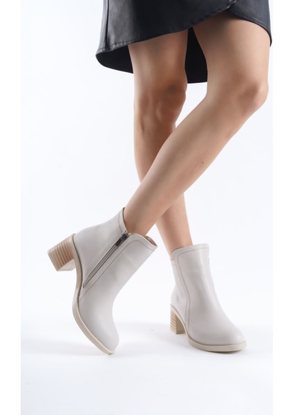 Larıssa Fermuarlı Ortopedik Taban Topuklu Kadın Bot Ckt - Krem