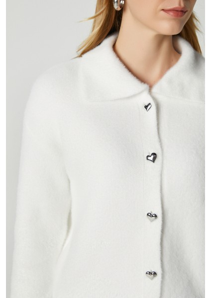 Kadın Date Yumuşak Sakallı Kalp Düğmeli Polo Yaka Ekru Triko Hırka fiyatları