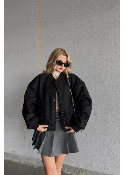 Tasarım Bomber Buklet Kumaş Trend Oversize Kesim Astarlı Kalın Çıtçıt Kapama Trend Mont Kaban Ceket