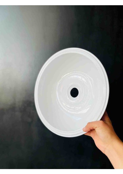 Yuvarlak Eviye – Kompakt Alanlar Için Abs Plastik Lavabo (Siyah / Beyaz) fırsatları