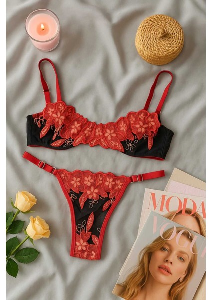 ❤️ Kırmızı Çiçek Işlemeli Transparan Dantel Sütyen Külot Takımı