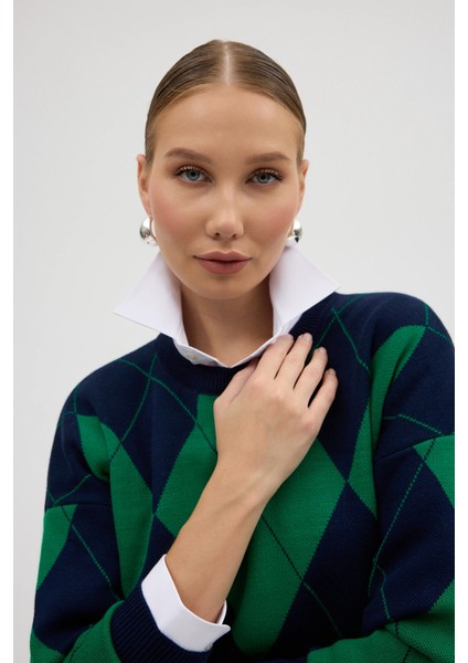 Lacivert Yeşil Baklava Desenli Yarım Balıkçı Yaka Oversize Triko Kazak modelleri