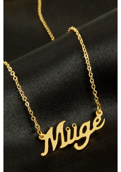 Müge Isimli Kolye (Kişiye Özel)