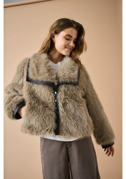 Kadın Onlpısa Deri Detaylı Suni Kürk Mont 15330273 Vizon