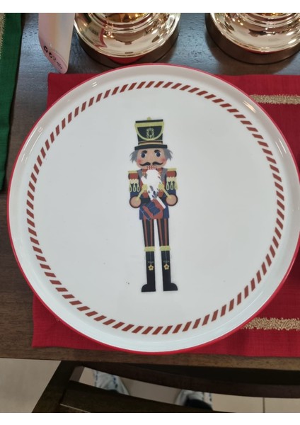 Yılbaşı Pasta Tabağı Fındıkkıran Kurşun Asker 21CM 6 Lı Set modelleri