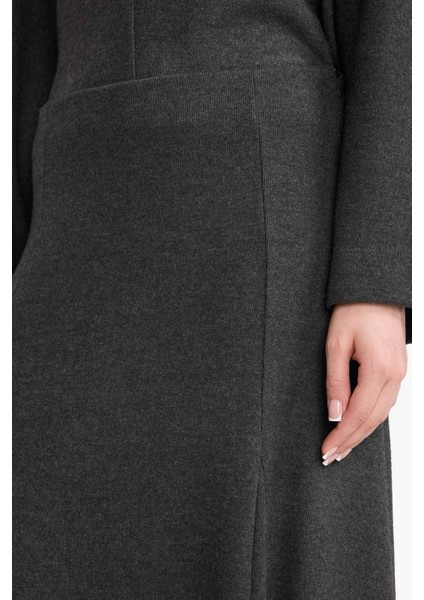 A Kesim Selanik Kumaş Maxi Etek fırsatları