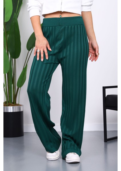 Zümrüt Yeşili Yüksek Bel Fitilli Bol Paça Triko Pantolon modelleri