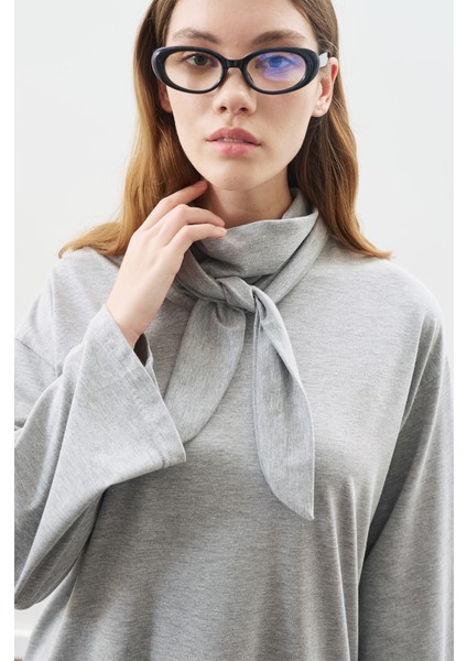 Yüksek Yaka Bağlamalı Bluz Gri Melanj