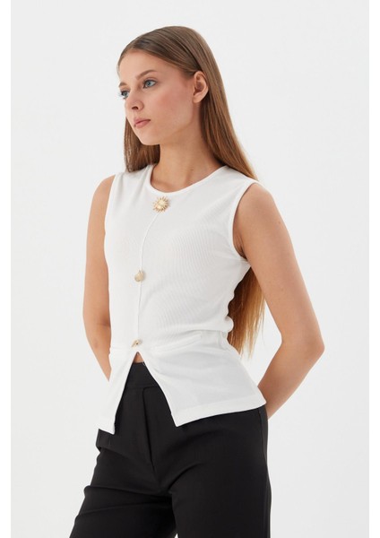 Tasarım Düğmeli Bluz Ekru modelleri