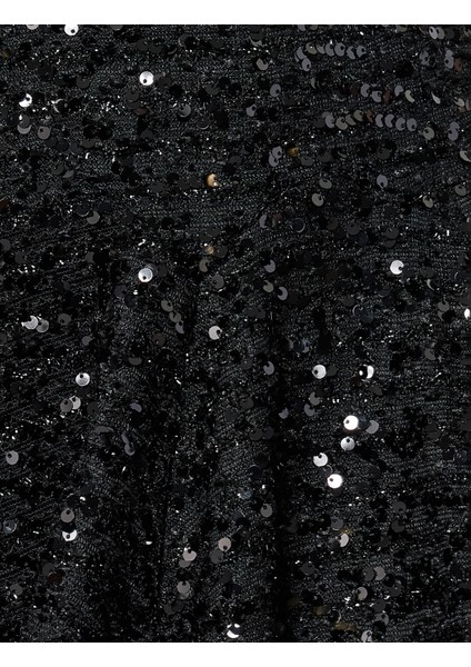 V Yaka Kısa Kollu Pullu Payetli Volanlı Mini Abiye Elbise
