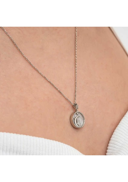 Gümüş Sedef Taşlı Ay Yıldız Hilal Kadın Kolye