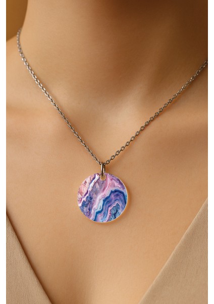 Şeffaf Sert Akrilik Kolye Ucu ve Üzeri Zincirli Desenli Kolye Nono Ametist