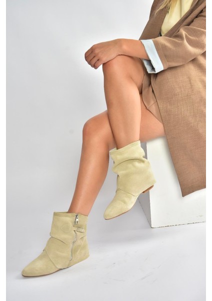 V380614202 Bej Hakiki Deri Süet Fermuar Detaylı Günlük Kadın Bot modelleri