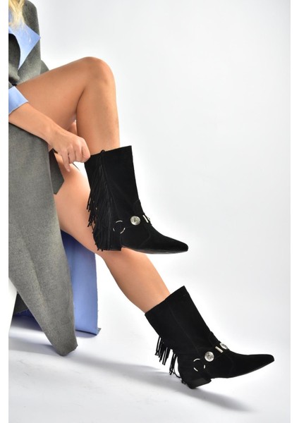 V380625502 Siyah Süet Püskül Detaylı Kadın Bot modelleri