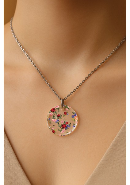 Şeffaf Sert Akrilik Kolye Ucu ve Üzeri Zincirli Desenli Kolye Arka Bahçem