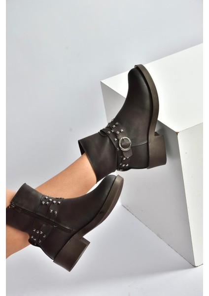 V674121209 Kahverengi Alçak Topuklu Fermuarlı Kadın Bot