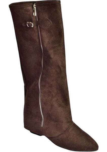 V380526402 Kahverengi Süet Düz Taban Fermuar Detaylı Kadın Çizme