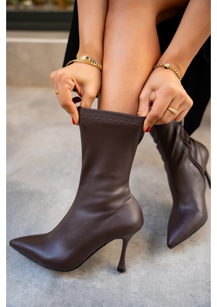 Prino Acı Kahve Deri Streç Bot fiyatları