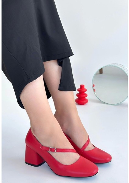 Kier Kırmızı Cilt Topuklu Ayakkabı fiyatları