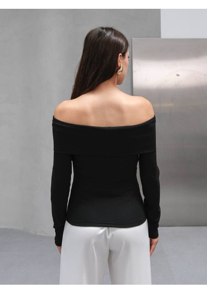 Madonna Yaka Üç Düğmeli Bluz fırsatları