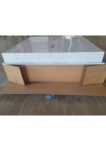 4X18 Çift Parabolik Armatür 2li olarak satılmaktadır. modelleri