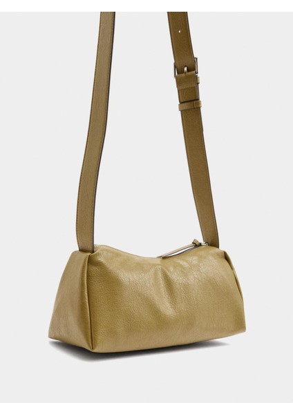 Çatlak Efektli Çapraz Askılı Çanta modelleri