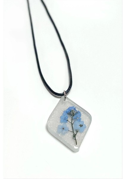 Unutmabeni Çiçeği Baklava Dilimli Epoksi Kolye